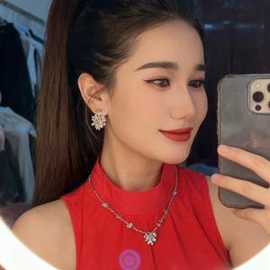 热巴好物分享头像