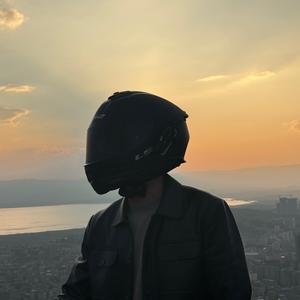 威宁《赵先生的房产》头像