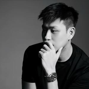 秦磊·优选穿搭头像