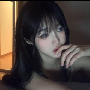 一只小鹿🦌头像