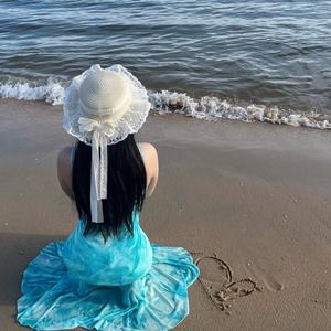 小小玲在努力头像