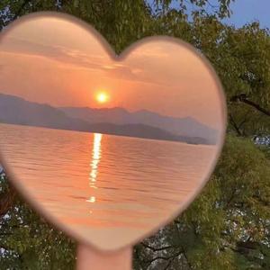 🌈💕鹿鹿🌈攒钱早日退休头像