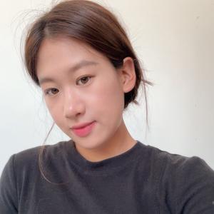 苏北小姗姗头像