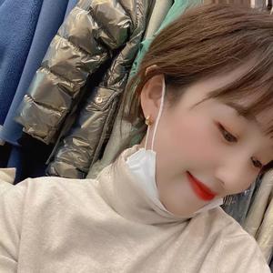 山7⃣️一枝花头像