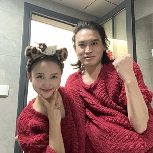 就叫佳佳姐吧头像