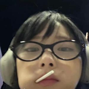 圈不在这里头像