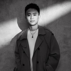 设计师 | 左同学头像