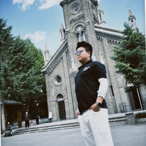 一只华Jeffery头像