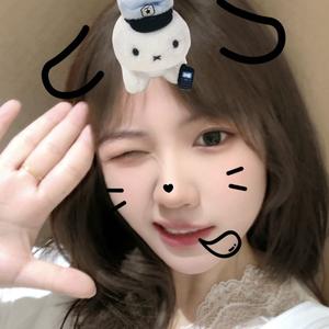 秋秋呢🦋头像