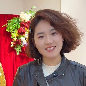 开礼服馆的玉琢姐头像