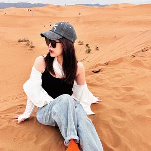 星期天不上发条头像