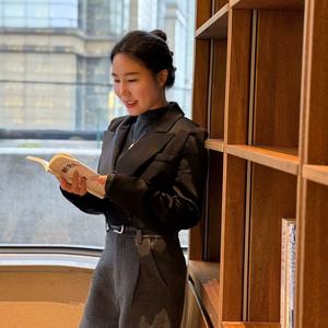 艳子伴读📖头像
