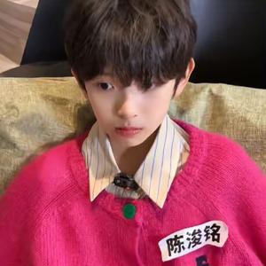 掌上铭猪.^🎸头像