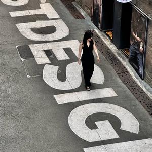 嘻嘻很开心头像