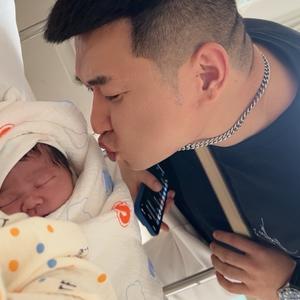 米朵爸爸（子洋）头像