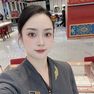 卖珠宝💎的小姐姐头像