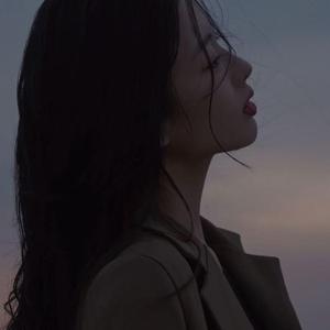 晚星的小星星头像