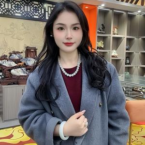 珠宝研究生阿紫头像
