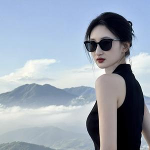 李李子头像
