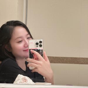 织织的懵璐「本体在同名🍠活跃」头像