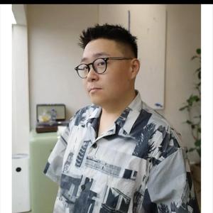 郝劭文小超市甄选头像