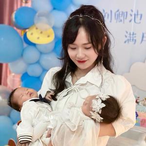 Fiona&娜娜娜头像