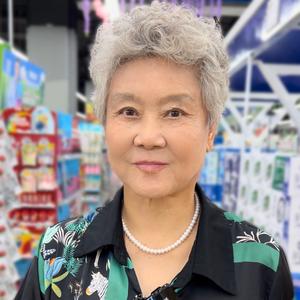 全能温大妈头像