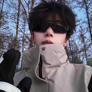 小迷弟K总很疯狂头像