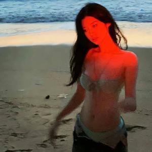 樱桃小丸犊子头像