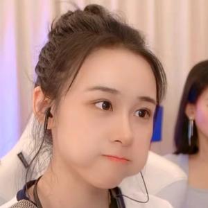 苏大魔王😈头像