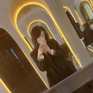 si~小桃桃🌺呀头像