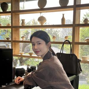 芸芸杂货头像