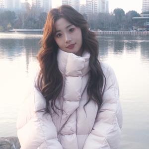 王妤然定制头像