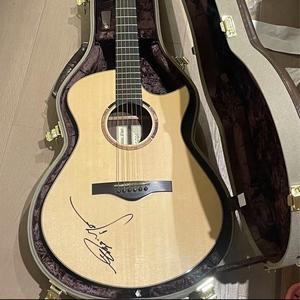 拾贰不练琴头像