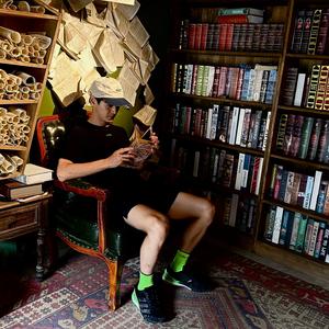 大破 钟 爱跑步头像