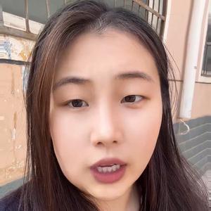 🫂红娘依依（牵线）头像