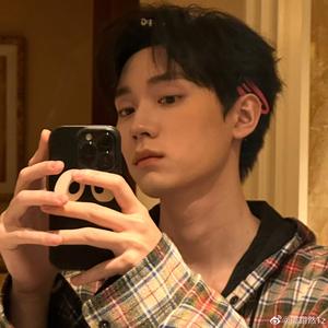 周翊然 你什么时候来娶我头像