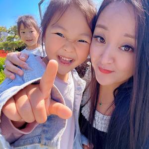 😸喵喵你霞姐～～头像