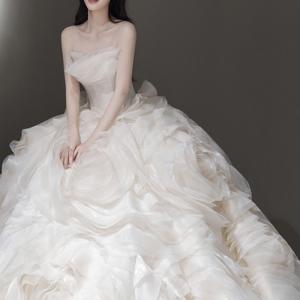 宁城茉里婚纱头像