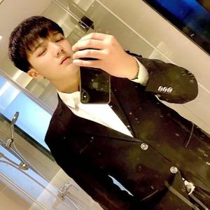 黄浩然🍃(梓琪)头像