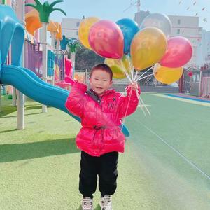 鹤立天健弘毅幼儿园丁丁头像