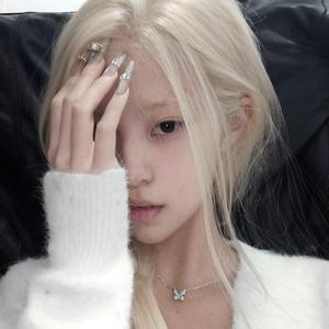 小困包🌬️头像