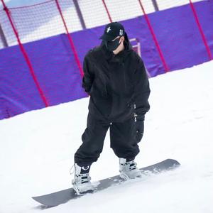 一木🏂 广深滑雪教练  雪季新疆头像