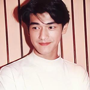 在大润发杀了十年鱼头像