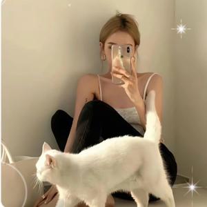 周周小可爱么头像