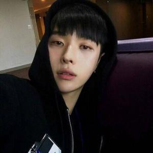 🌸花佰萬@头像