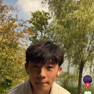 桑巴桑果（非本人）头像