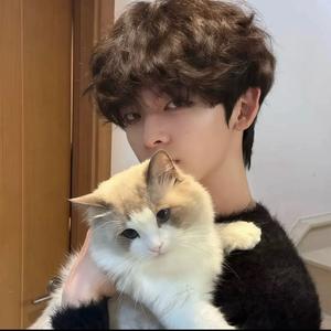 猫狗基地（看宠物打主页☎️）头像