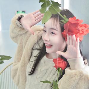 雨坨超酷ᴿᵃⁱⁿ头像