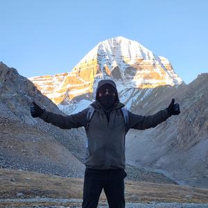 大漠⛰️孤烟头像